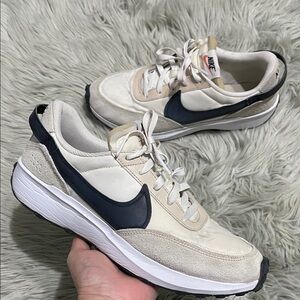 Nike waffle debut sand drift